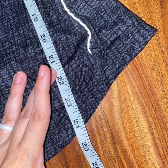 Prana Gray and Black Patterned Long Sleeve Active Top Womens Size Small - Picture 5 of 7